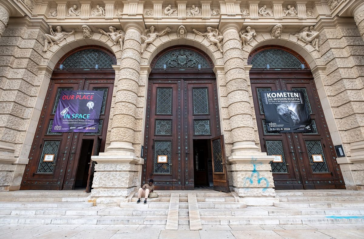 Entrada y registro en domicilio: cuándo es legal y cómo impugnarlo (art. 18.2 CE)